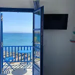Cavos By The Sea * Drios