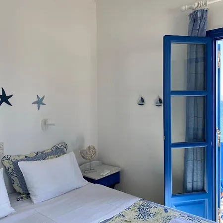 Cavos Studio By The Sea Hébergement de vacances