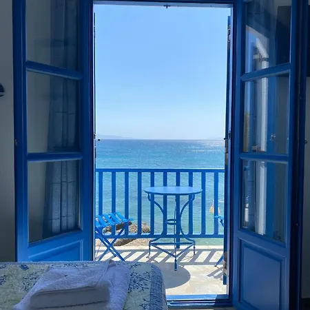 Cavos Studio By The Sea